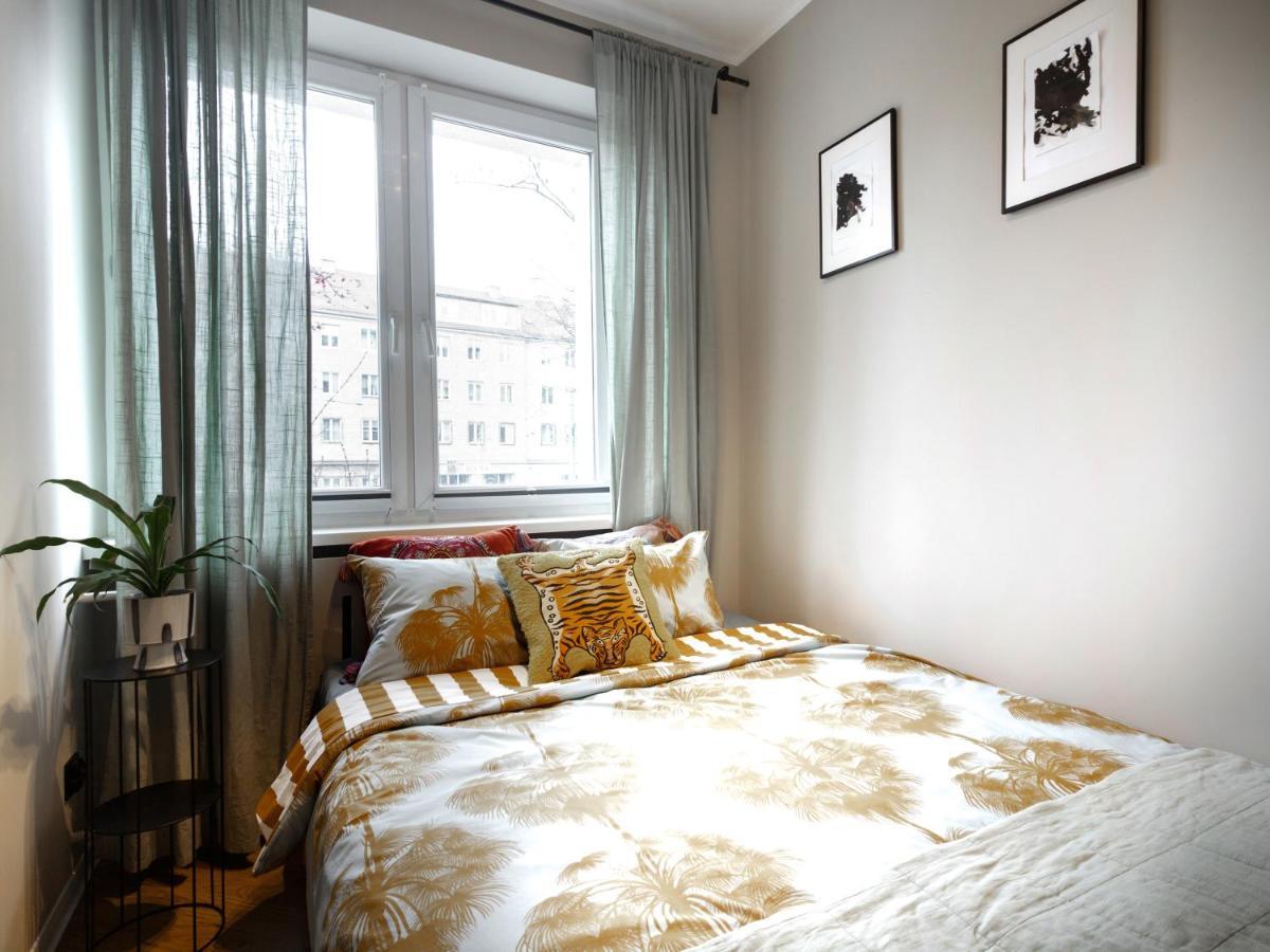 Good Morning 1 Pietro -jarmark Swiateczny 100m-netflix - Parking W Cenie